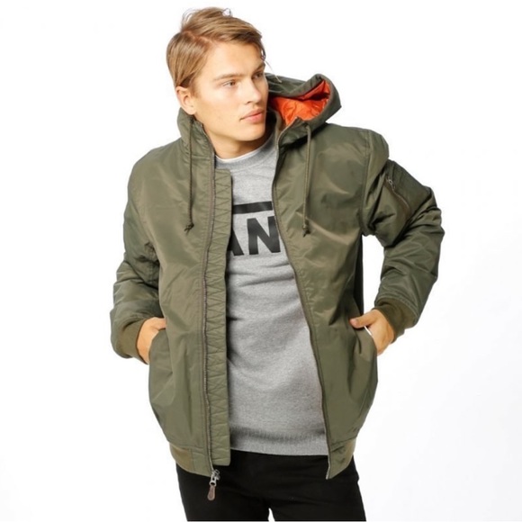 NWT Vans all weather water resistant KILROY BOMBER MTE JACKET in Grape Leaf - Picture 1 of 8